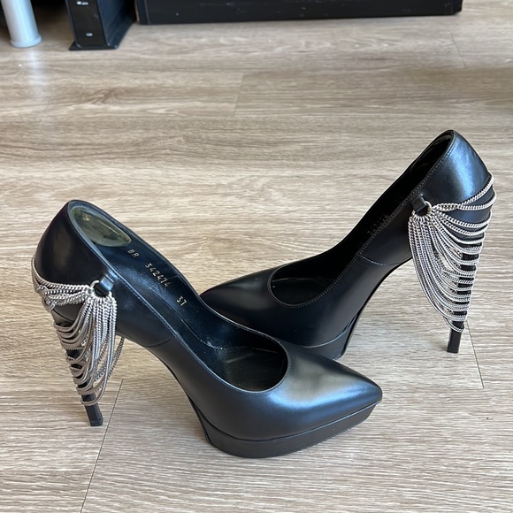 YSL Black Leather Stacked Pumps with Silver chains - Picture 4 of 8